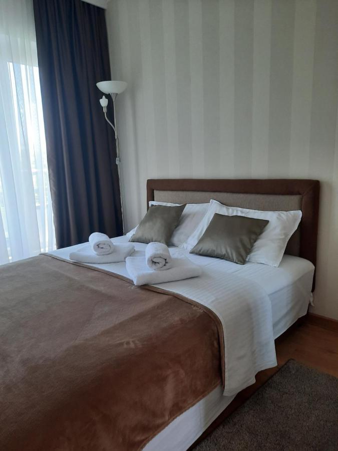 Divizija Lux Apartments Belgrado Exterior foto