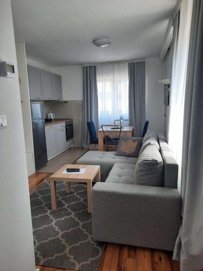 Divizija Lux Apartments Belgrado Exterior foto